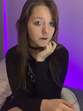 VesnaCrystal online show from April 2026 04:05:02 AM