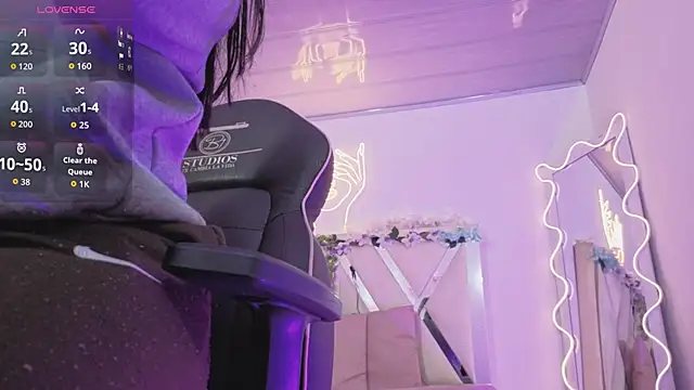 ZURY TAY online show from March 2026 11:40:01 AM