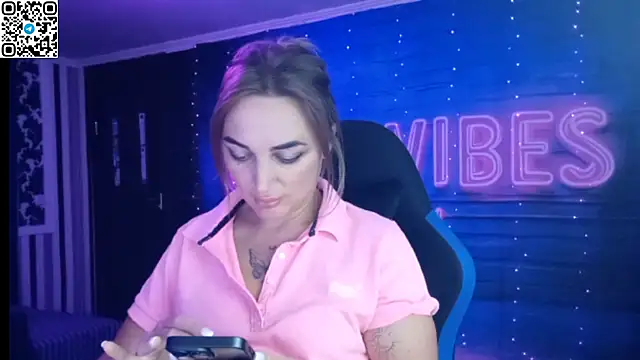 Blonde Temptation online show from September 2025 10:43:02 PM