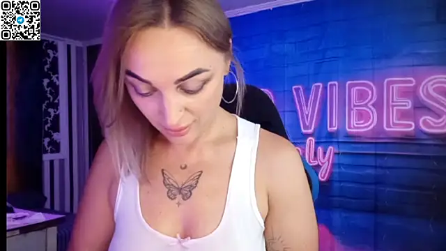 Blonde Temptation online show from September 2025 12:16:02 PM