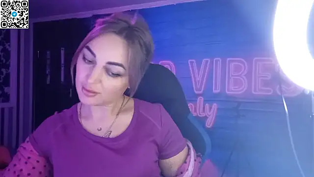 Blonde Temptation online show from October 2025 03:45:02 PM