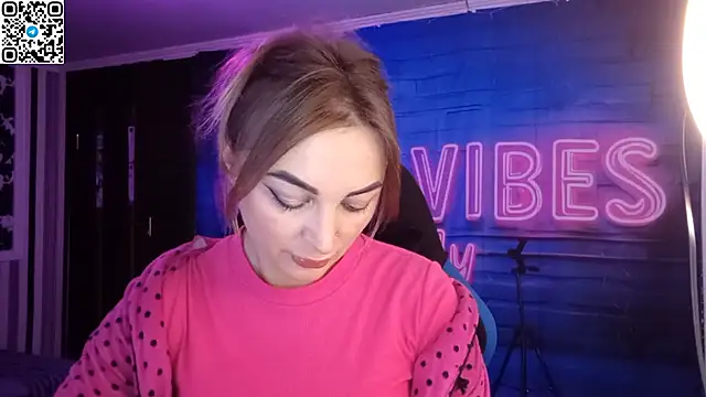 Blonde Temptation online show from October 2025 11:11:01 AM