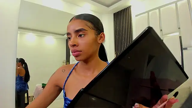 sarah ashbourne online show from October 2025 08:29:02 PM