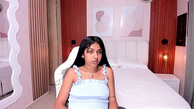 Jessgarcia  online show from October 2025 09:05:02 PM