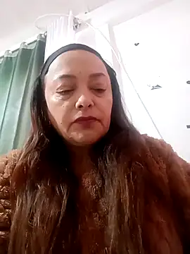 Lady 16 online show from September 2025 12:53:01 PM