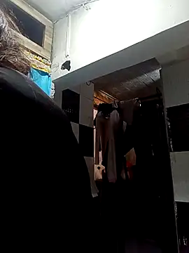 Lady 16 online show from October 2025 05:36:02 PM