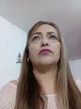 Lady 16 online show from December 2025 03:45:02 AM