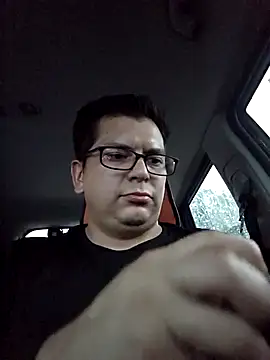 lucho8690 online show from September 2025 09:14:01 PM