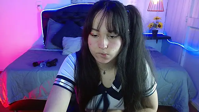 Eymmy 24 online show from September 2025 02:34:02 AM