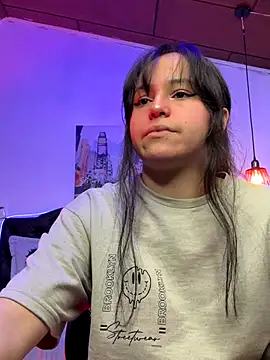 Eymmy 24 online show from October 2025 02:56:01 AM