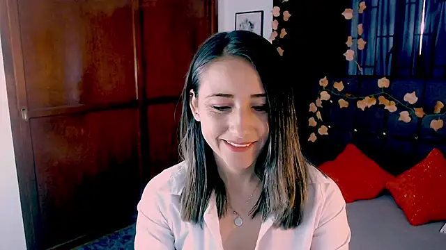 Sofia-mel online show from September 2025 08:30:02 PM