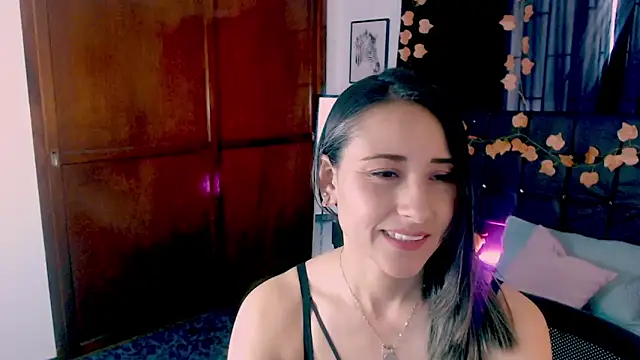 Sofia-mel online show from September 2025 08:54:01 PM