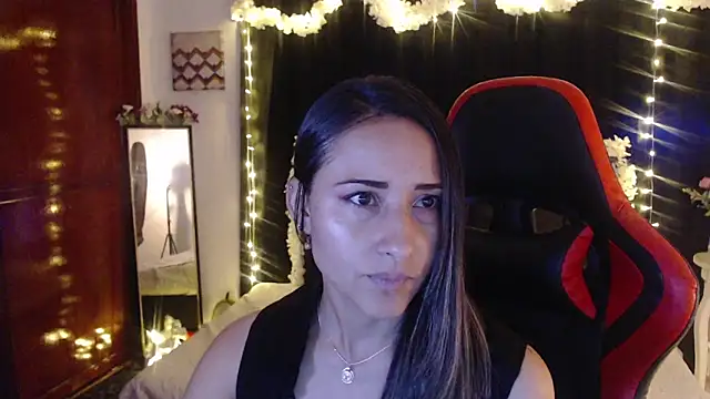 Sofia-mel online show from October 2025 10:51:02 PM