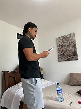 DeimonOficial online show from November 2025 02:50:01 PM