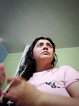 Snapshot of TifanyAmazinng chatting on September 2025 10:21:01 PM TifanyAmazinng online show from September 2025 10:21:01 PM