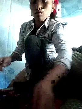 PhamPm70 online show from November 2025 05:42:02 AM