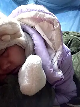 PhamPm70 online show from January 2026 06:00:01 PM