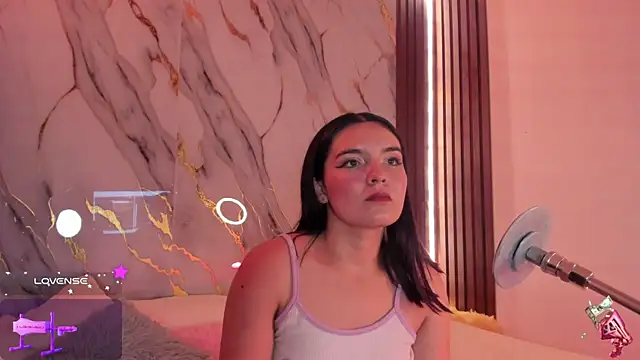 Snapshot of alicecute77 chatting on October 2025 02:19:01 AM alicecute77 online show from October 2025 02:19:01 AM