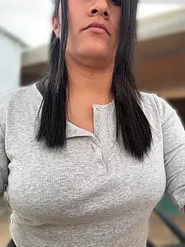 Suandenilo7 online show from April 2026 05:15:02 PM