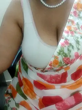 tami lavanya online show from October 2025 05:03:02 PM