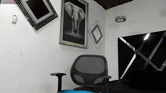 Jakelauren1 online show from September 2025 07:41:02 PM