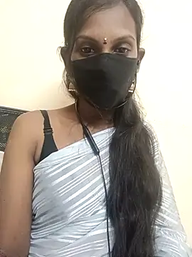 Snapshot of kavya-telugu84 chatting on October 2025 05:47:02 PM kavya-telugu84 online show from October 2025 05:47:02 PM