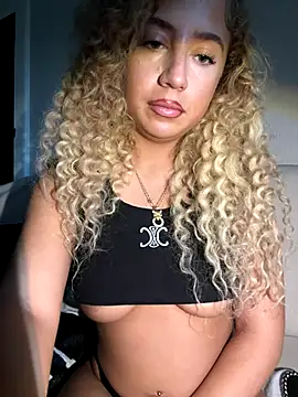 Snapshot of Aurorajadex chatting on September 2025 03:56:01 PM Aurorajadex online show from September 2025 03:56:01 PM