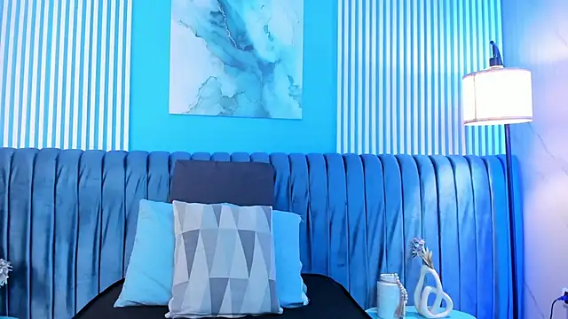 ariannaliss online show from January 2026 04:01:01 PM