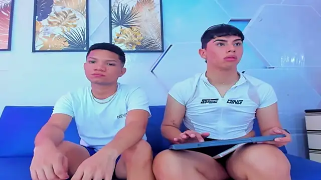 The boys at online show from October 2025 06:06:01 PM