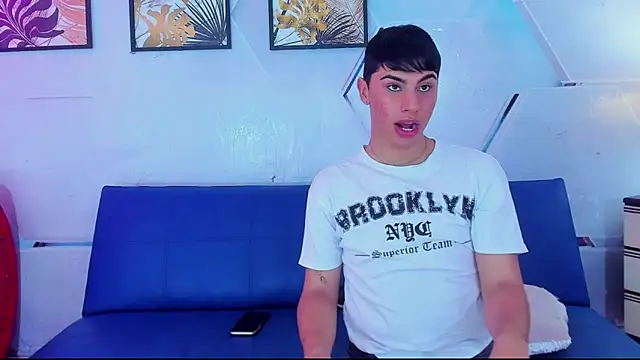 The boys at online show from October 2025 06:17:02 PM