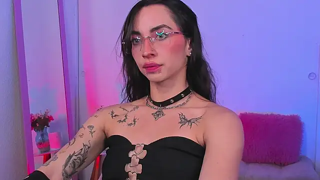 Snapshot of Aryane_art_ chatting on October 2025 05:50:02 AM Aryane art  online show from October 2025 05:50:02 AM