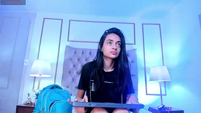 Leilani- online show from September 2025 12:06:01 PM