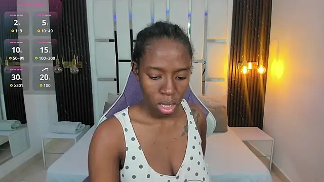  emma willliams  online show from November 2025 01:58:01 PM