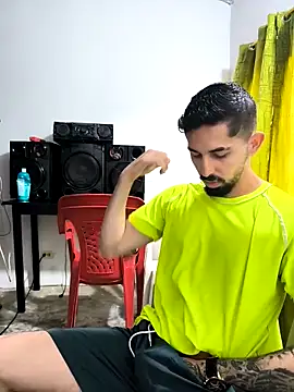 giannis090 online show from October 2025 08:16:02 PM