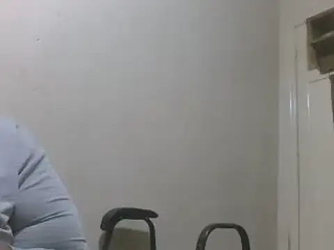 elpoop7305 online show from April 2026 12:04:01 AM