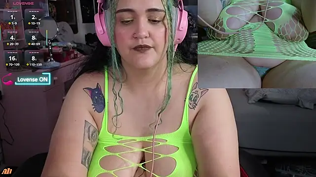 nevermakeawish online show from September 2025 04:50:01 PM