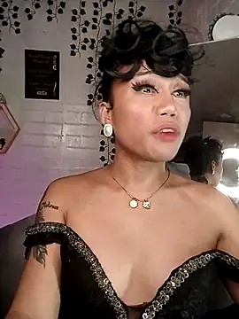 Snapshot of YourNikkieXxx chatting on September 2025 08:23:02 PM YourNikkieXxx online show from September 2025 08:23:02 PM