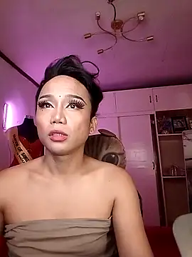 Snapshot of YourNikkieXxx chatting on October 2025 03:41:01 PM YourNikkieXxx online show from October 2025 03:41:01 PM