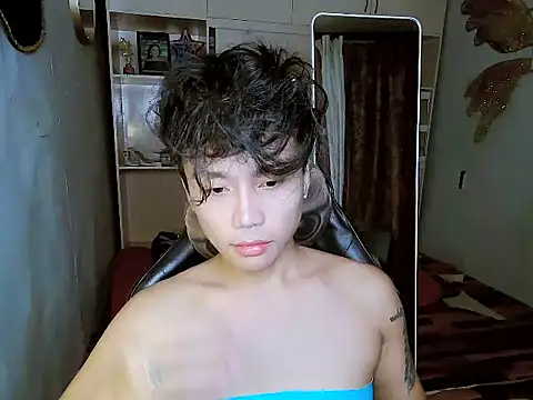 Snapshot of YourNikkieXxx chatting on October 2025 10:50:01 AM YourNikkieXxx online show from October 2025 10:50:01 AM