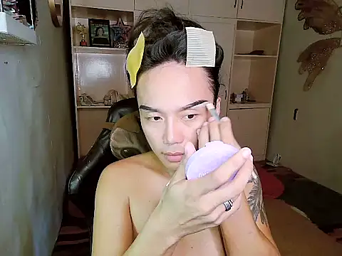 Snapshot of YourNikkieXxx chatting on October 2025 07:21:01 AM YourNikkieXxx online show from October 2025 07:21:01 AM