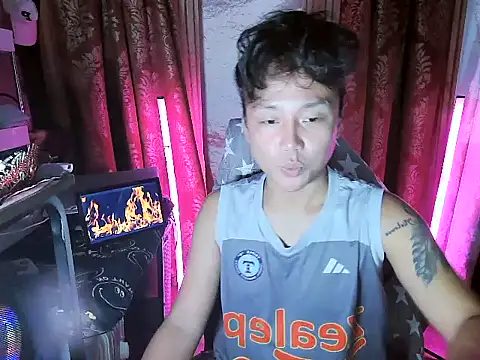 Snapshot of YourNikkieXxx chatting on June 2026 07:25:02 AM YourNikkieXxx online show from June 2026 07:25:02 AM