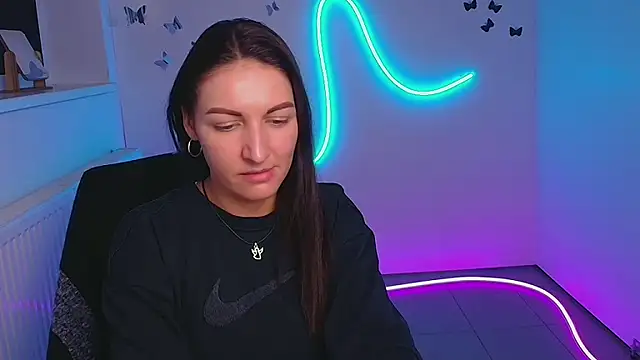 Aurora Loveu online show from November 2025 01:21:02 PM