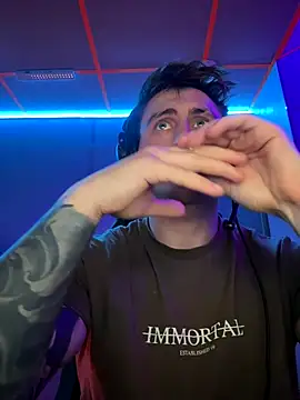 Oscar Miller  online show from October 2025 09:49:02 PM