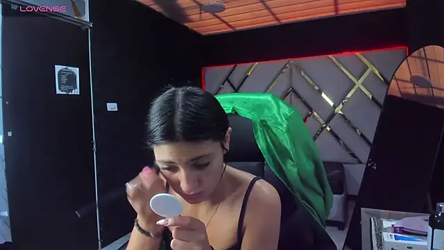  Luna Bennett online show from July 2026 08:15:01 PM