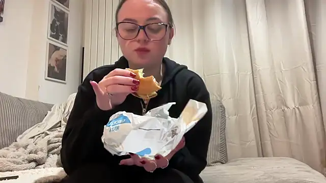 SexySashaxox online show from February 2026 08:48:02 PM