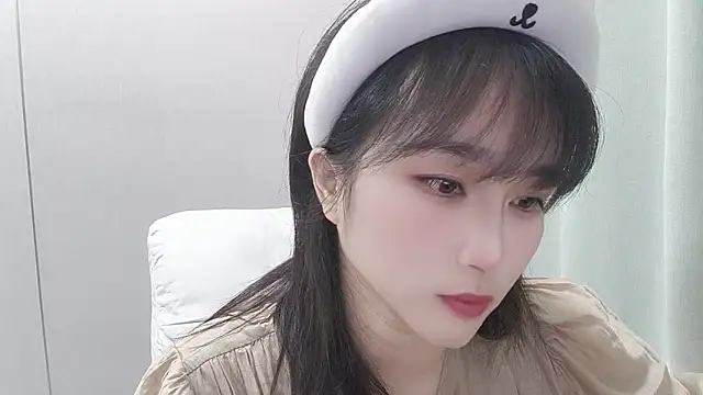 Honeysexy-1 online show from November 2025 12:18:02 PM