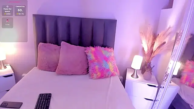 KendraChavez  online show from November 2025 10:21:01 PM