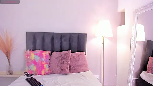 KendraChavez  online show from January 2026 09:49:02 PM