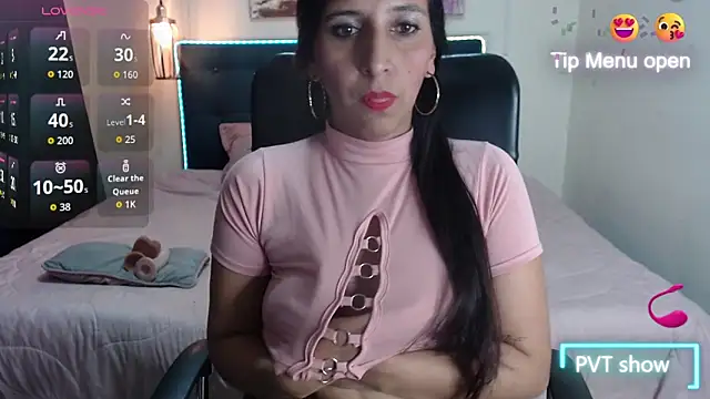 Snapshot of azabachebabe chatting on November 2025 01:55:02 PM azabachebabe online show from November 2025 01:55:02 PM