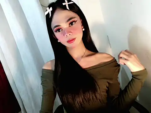 Linseyprats online show from October 2025 07:22:01 PM